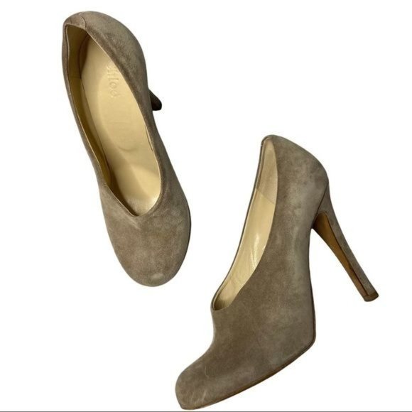 Chloe Shoes - Chloe Woman's Tan Taupe Suede Round Toe Stiletto Pumps Heels Size 39